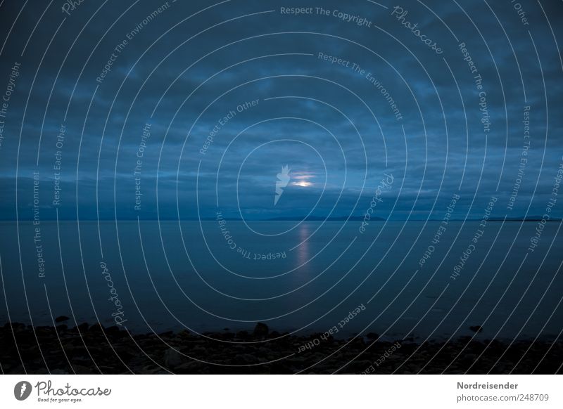 residual light Senses Calm Vacation & Travel Far-off places Nature Landscape Sky Clouds Night sky Moon Full  moon Illuminate Dark Blue Colour photo