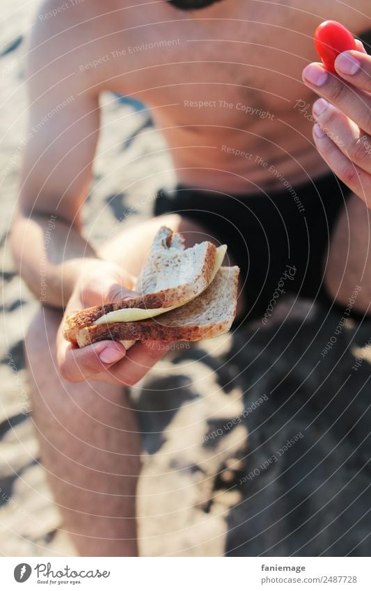 le sandwich III Human being Masculine Man Adults Body Arm Hand Legs Eating Sandwich Tomato Sunbathing Beach Camargue Saintes Maries de la Mer Provence Shorts