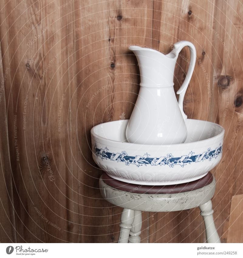 nostalgia Beautiful Decoration Bathroom Attic Bowl Collector's item washing bowl Water jug Cleaning Old Esthetic Simple Historic Natural Original Retro Blue