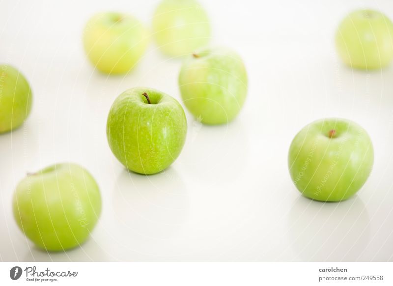 apples Food Fruit Green White Healthy Fresh Delicious Apple High-key Easy Colour photo Multicoloured Interior shot Detail Deserted Copy Space top