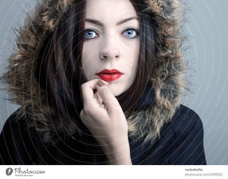 snow. Feminine Young woman Youth (Young adults) Woman Adults 1 Human being 18 - 30 years Fashion Clothing Jacket Coat Pelt Black-haired Brunette Esthetic