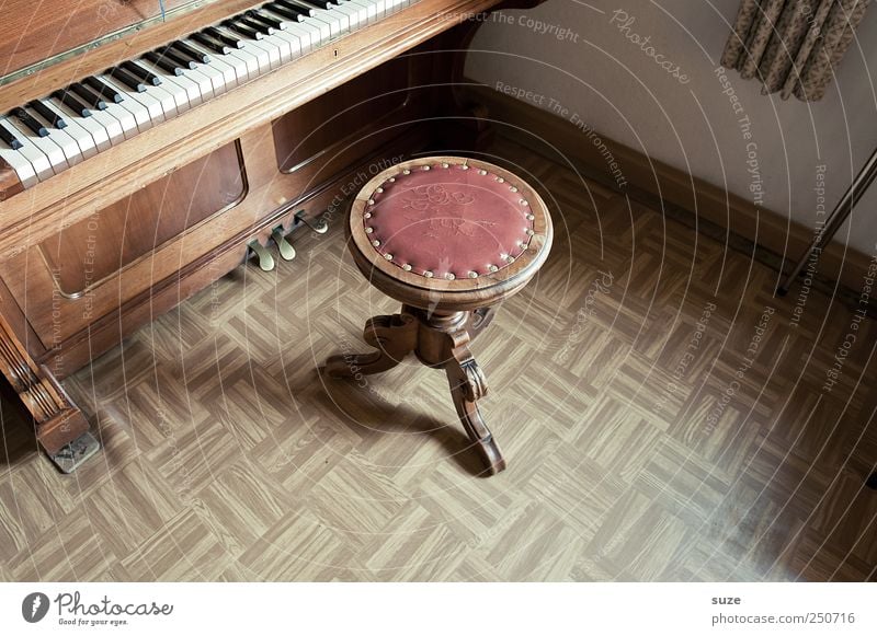 piano lesson Leisure and hobbies Living or residing Flat (apartment) Music Piano Wood Old Brown Break Stool Linoleum Floor covering Keyboard Sound Piano stool