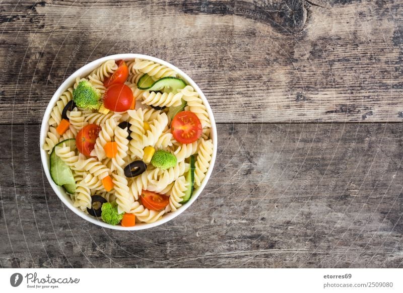 Pasta salad Food Vegetable Lettuce Salad Dough Baked goods Nutrition Organic produce Vegetarian diet Diet Bowl Summer Fresh Healthy Good Green Red Tomato