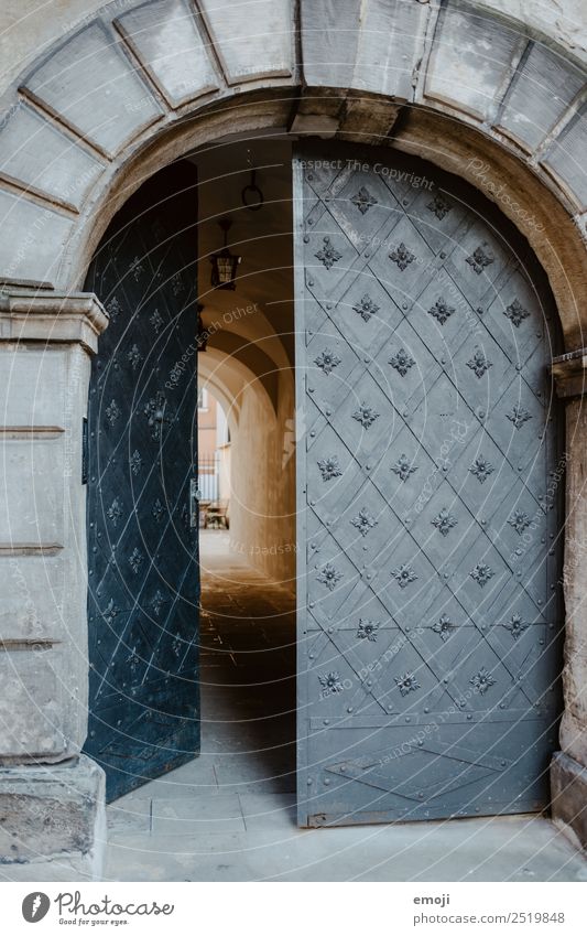 Warsaw VI House (Residential Structure) City hall Gate Door Tourist Attraction Landmark Old Tradition Colour photo Exterior shot Deserted Day Light Shadow