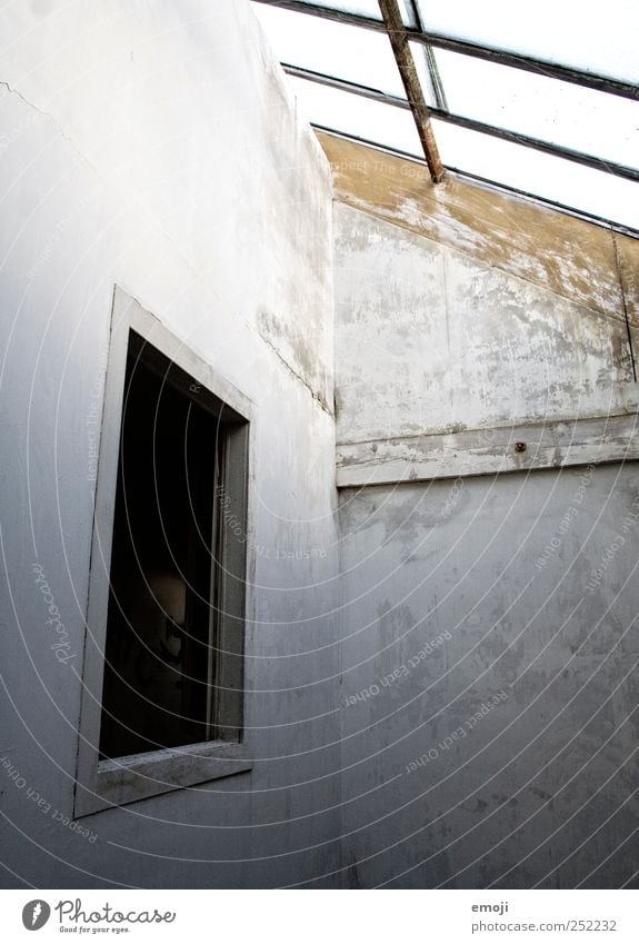 free space House (Residential Structure) Industrial plant Factory Wall (barrier) Wall (building) Facade Window Dark Gray Neutral Colour photo Subdued colour