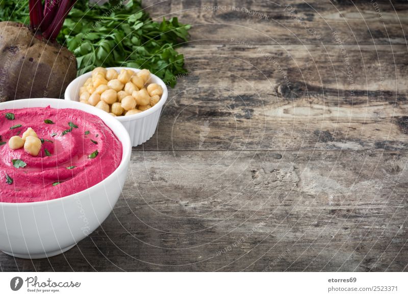 Beet hummus Food Healthy Eating Dish Food photograph Bread Nutrition Vegetarian diet Diet Bowl Table Wood Fresh Red beet Lemon Coriander Vegan diet Snack Olive