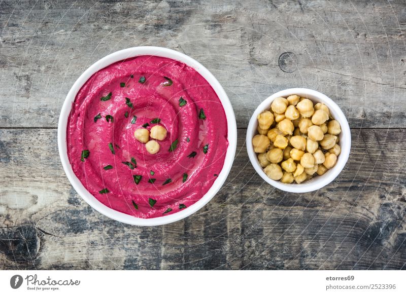 Beet hummus Food Healthy Eating Dish Food photograph Bread Nutrition Vegetarian diet Diet Bowl Cream Table Wood Fresh Red beet Lemon Coriander Vegan diet Snack