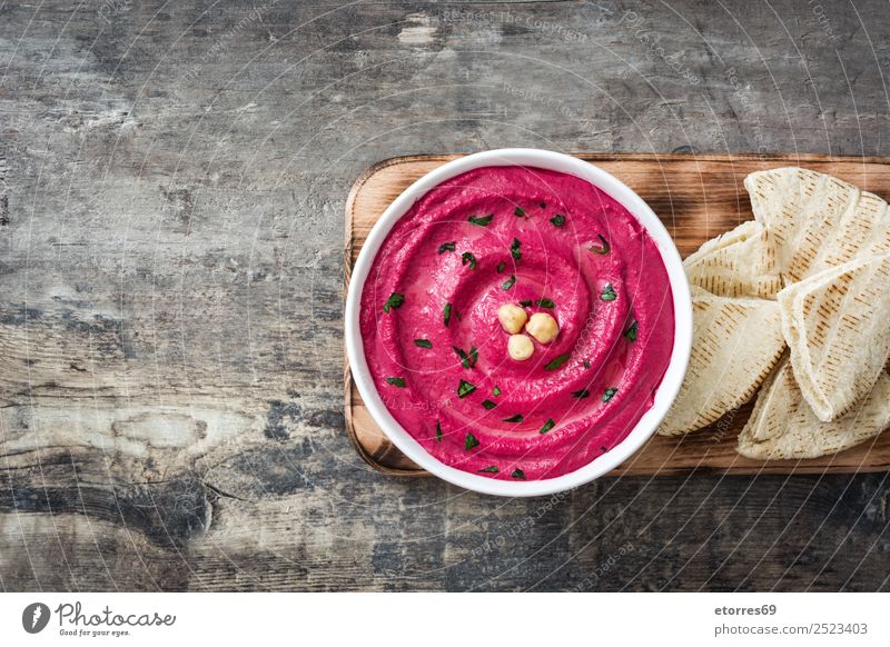 Beet hummus Food Healthy Eating Dish Food photograph Bread Nutrition Vegetarian diet Diet Bowl Table Wood Fresh Red beet Greek Coriander Vegan diet Snack East