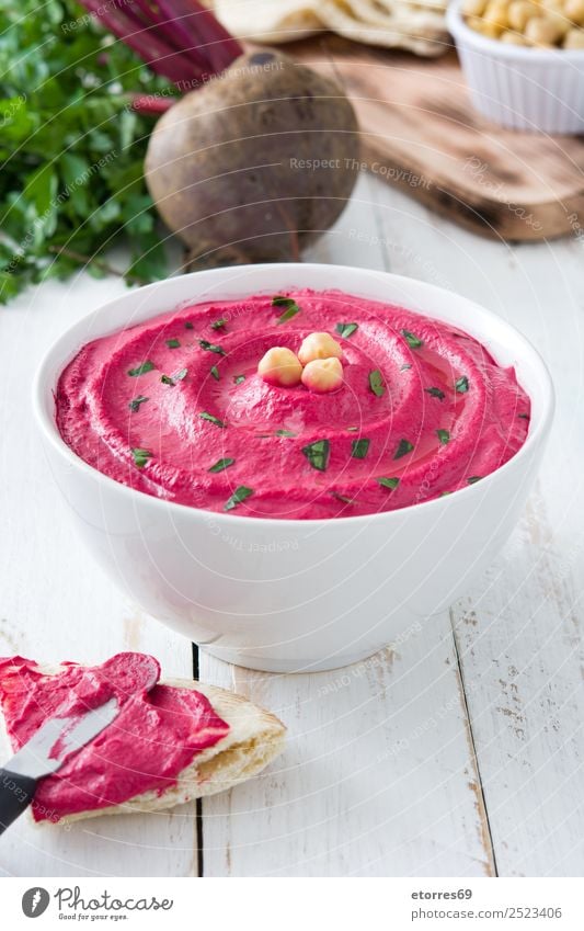 Beet hummus Red beet Greek Food Healthy Eating Food photograph Vegetarian diet Lemon Coriander Table Vegan diet Bowl Diet Snack Olive East pita Wood Cream Dip