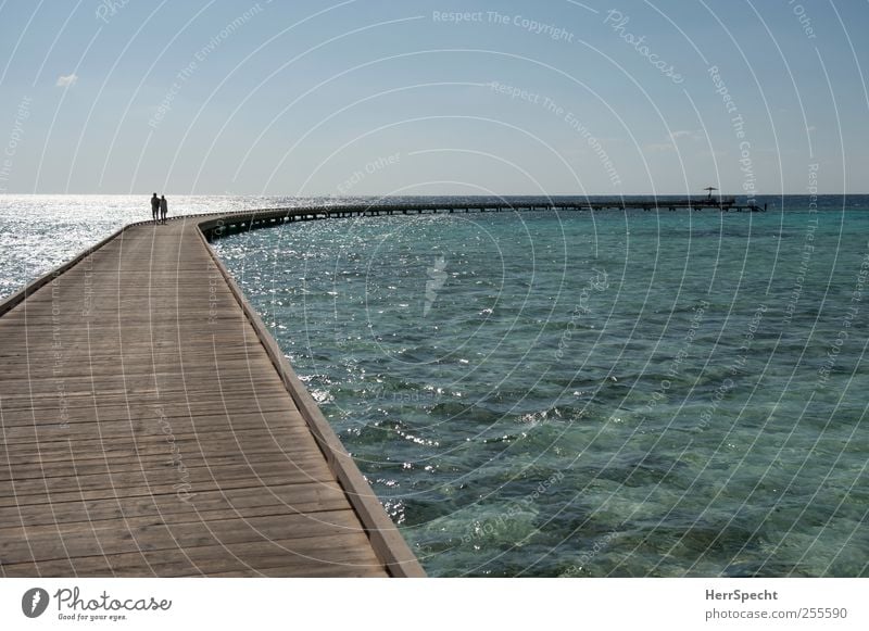 The footbridge is the way is the goal Vacation & Travel Tourism Far-off places Sun Beach Ocean Waves Couple 2 Human being Cloudless sky Beautiful weather Coast