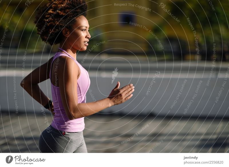 Black woman, afro hairstyle, running outdoors Lifestyle Beautiful Hair and hairstyles Wellness Leisure and hobbies Sports Jogging Human being Feminine