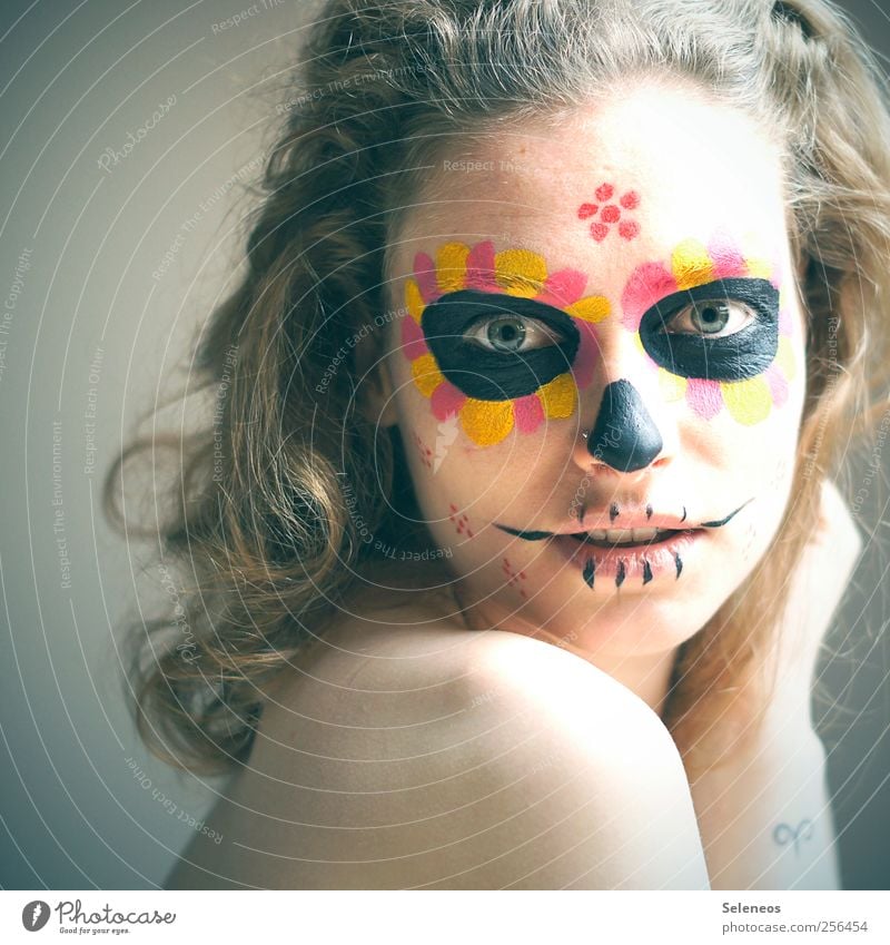 dios de los muertos Hair and hairstyles Skin Cosmetics Make-up Feasts & Celebrations Day of the Dead Human being Feminine Young woman Youth (Young adults) Head