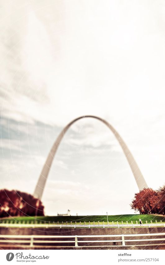 suspense Sky Autumn Park Meadow USA North America Town Skyline Architecture Tourist Attraction Landmark Exceptional Spirited Colour photo Multicoloured