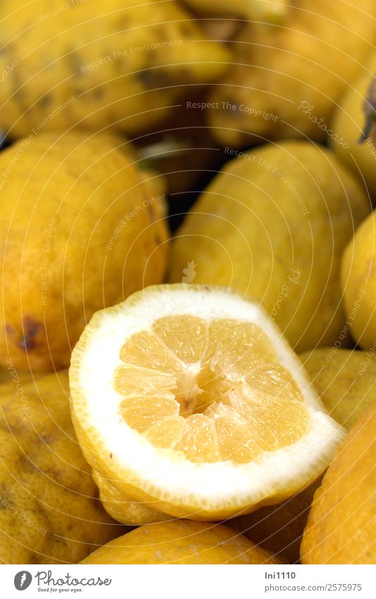 lemons Fruit Lemon Cold drink Lemonade Juice Yellow Gray Black White Lemon yellow Partially visible Sour Organic produce Italy Juicy Market stall Attempt