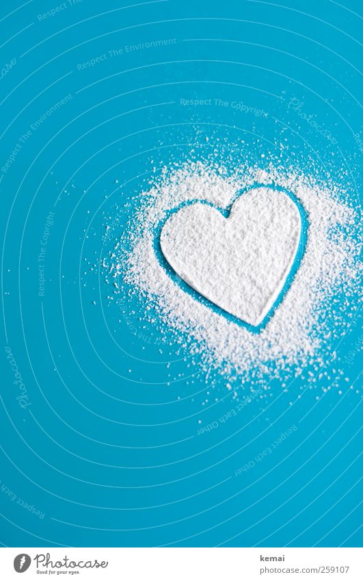 powder heart Confectioner`s sugar Living or residing Table Kitchen Sign Heart Blue White Joie de vivre (Vitality) Spring fever Sympathy Love Infatuation