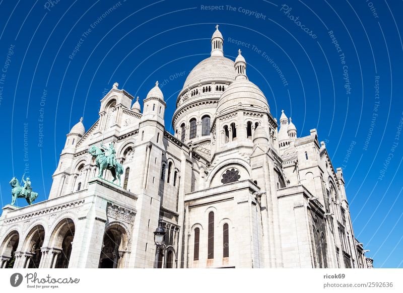 View of the Basilica Sacre-Coeur in Paris, France Relaxation Vacation & Travel Tourism City trip Mountain House (Residential Structure) Sculpture Clouds Autumn