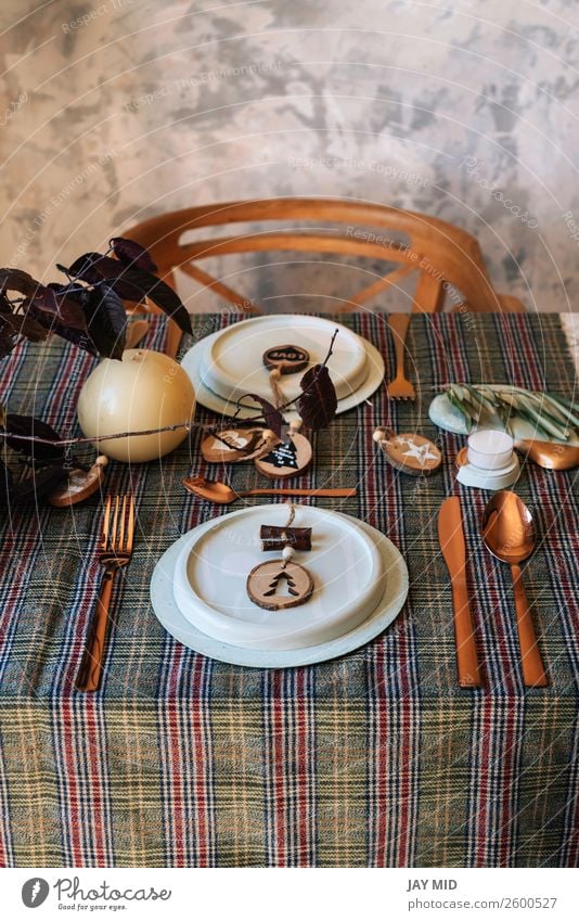 holiday copper table setting decorated with wooden sahapes Dinner Plate Happy Decoration Restaurant Christmas & Advent New Year's Eve Warmth Cloth Stone