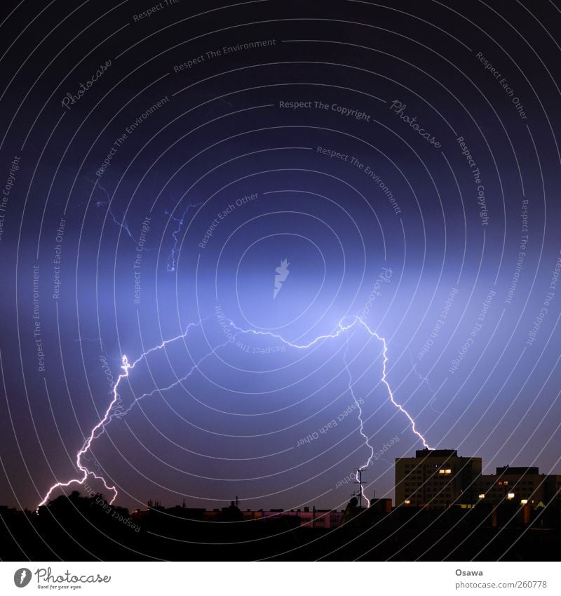 Urban thunderstorm Thunder and lightning Lightning Lightning bolt Town Silhouette Building High-rise Skyline Horizon Clouds Aurora Borealis Electricity Tension