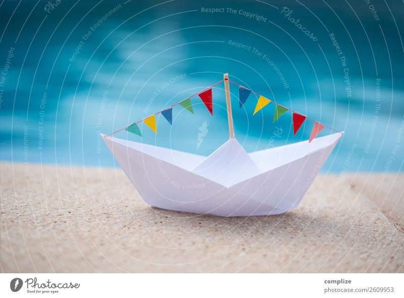 Party paper ship at the water's edge Lifestyle Happy Healthy Vacation & Travel Tourism Summer Summer vacation Sun Sunbathing Beach Feasts & Celebrations