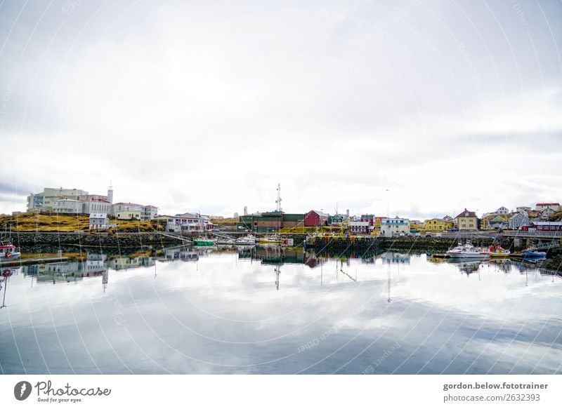 port romance Machinery Environment Water Sky Clouds Beautiful weather Bay Fishing village Port City Skyline Deserted House (Residential Structure)