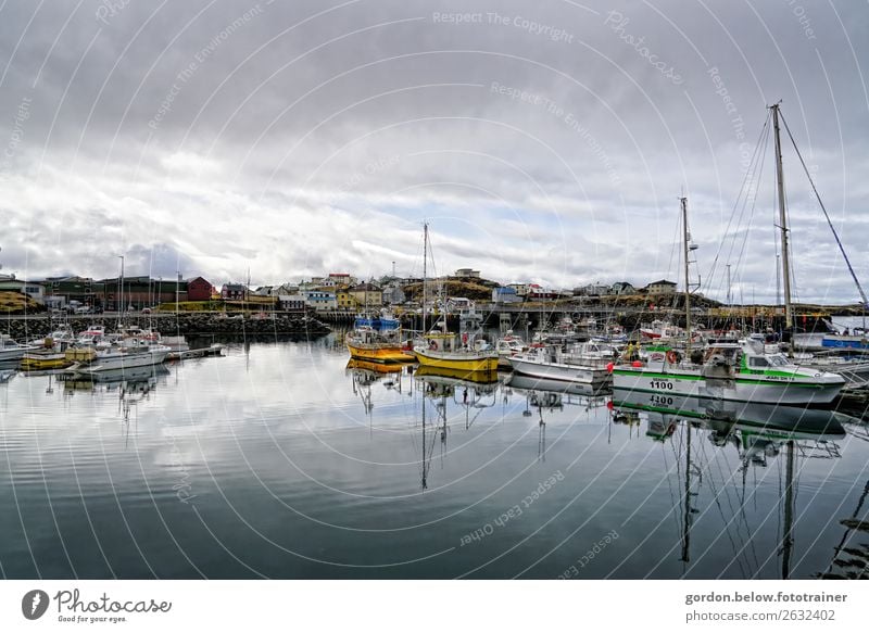 Island/Winter Harbour-Sleep Aquatics Sailing Watercraft Environment Nature Sky Clouds Autumn Weather Coast Bay Deserted Relaxation Fantastic Emotions