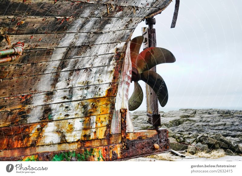 strong,old,stranded! Gear unit Beautiful weather Stone Wood Steel Old Threat Fantastic Large Blue Brown Multicoloured Yellow Gray Green Black White Moody Power