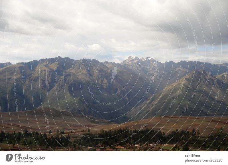 Urubamba Nature Landscape Clouds Virgin forest Hill Rock Mountain Peak Snowcapped peak Glacier Volcano Canyon Exceptional Gigantic Steep Far-off places