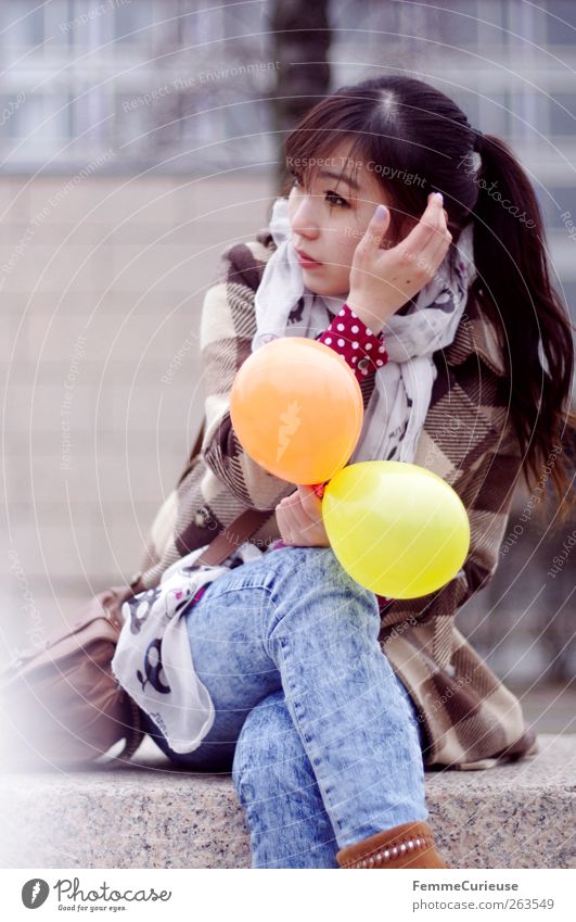 Leipzig City Girl III Young woman Youth (Young adults) Woman Adults Head Hand 1 Human being 18 - 30 years Relaxation Joy Infancy Culture Wall (barrier) Asians