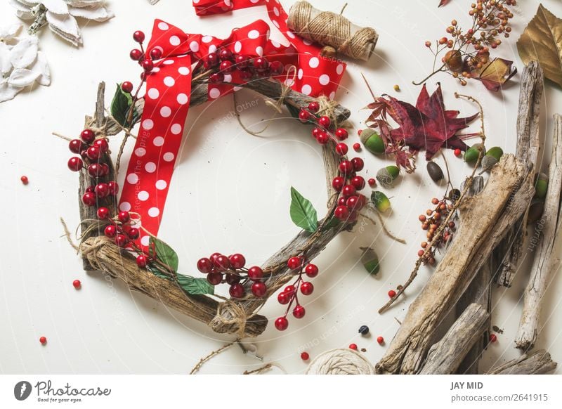 wooden wreath with christmas berries Fruit Leisure and hobbies Winter Garden Decoration Thanksgiving Christmas & Advent New Year's Eve Work and employment