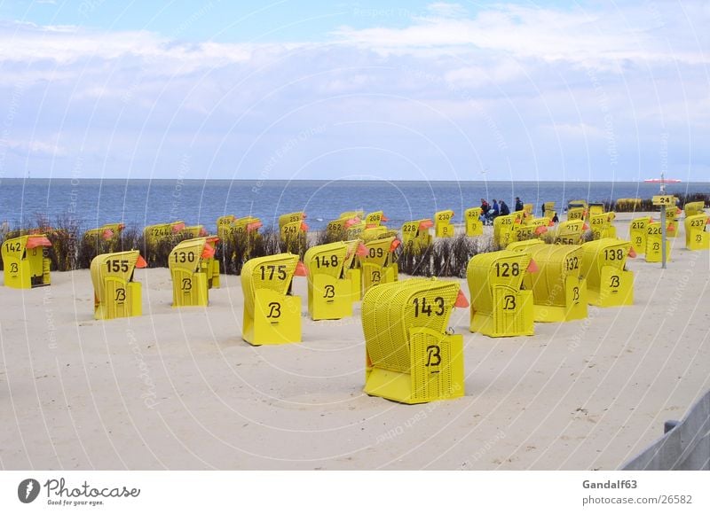 Cuxiland impressions 4 Cuxhaven Beach chair Yellow Europe Stand Perspective Sand