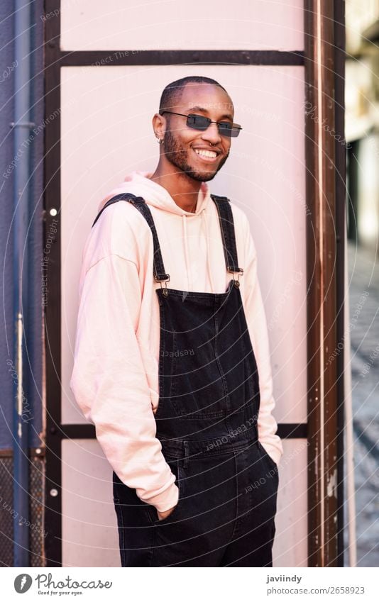 Young black man wearing casual clothes and sunglasses outdoors Lifestyle Happy Beautiful Human being Masculine Young man Youth (Young adults) Man Adults 1