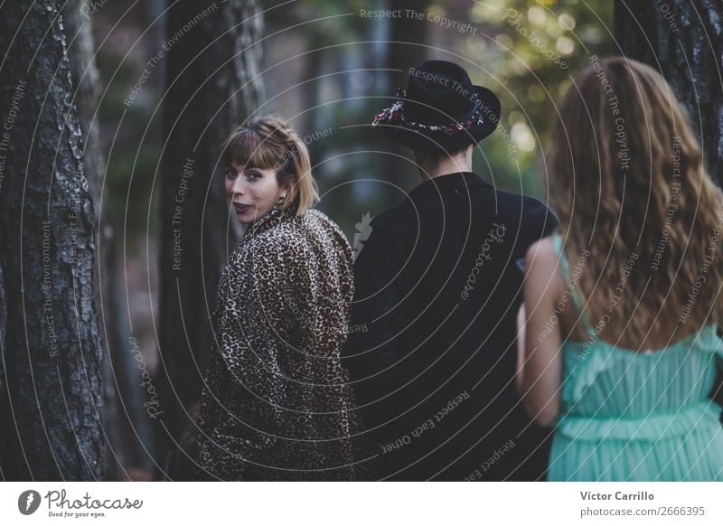 A group of friends in the woods Lifestyle Elegant Style Design Exotic Joy Happy Human being Masculine Feminine Androgynous Young woman Youth (Young adults)