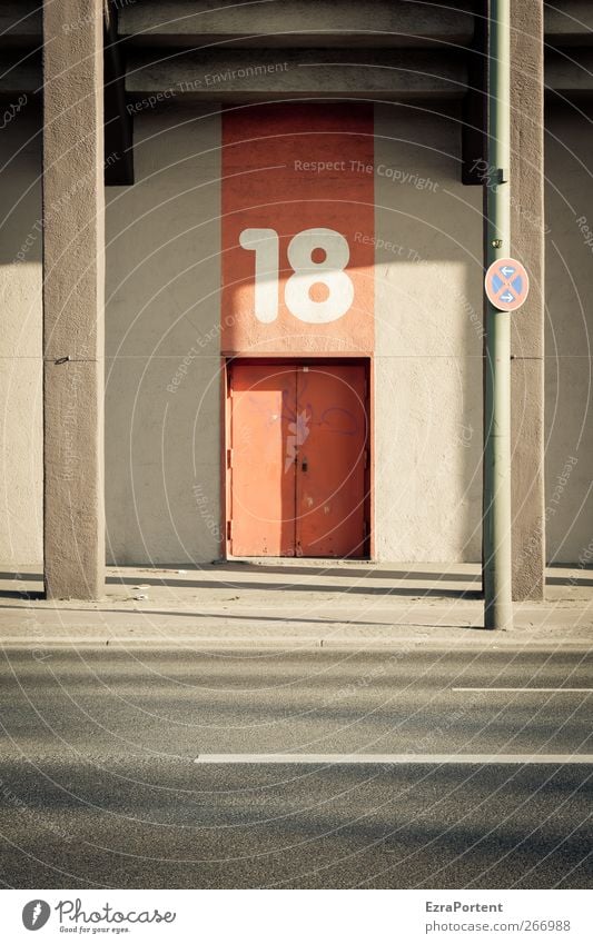 framed 18 Tourism Sun Beautiful weather Town Deserted House (Residential Structure) Architecture Wall (barrier) Wall (building) Facade Traffic infrastructure