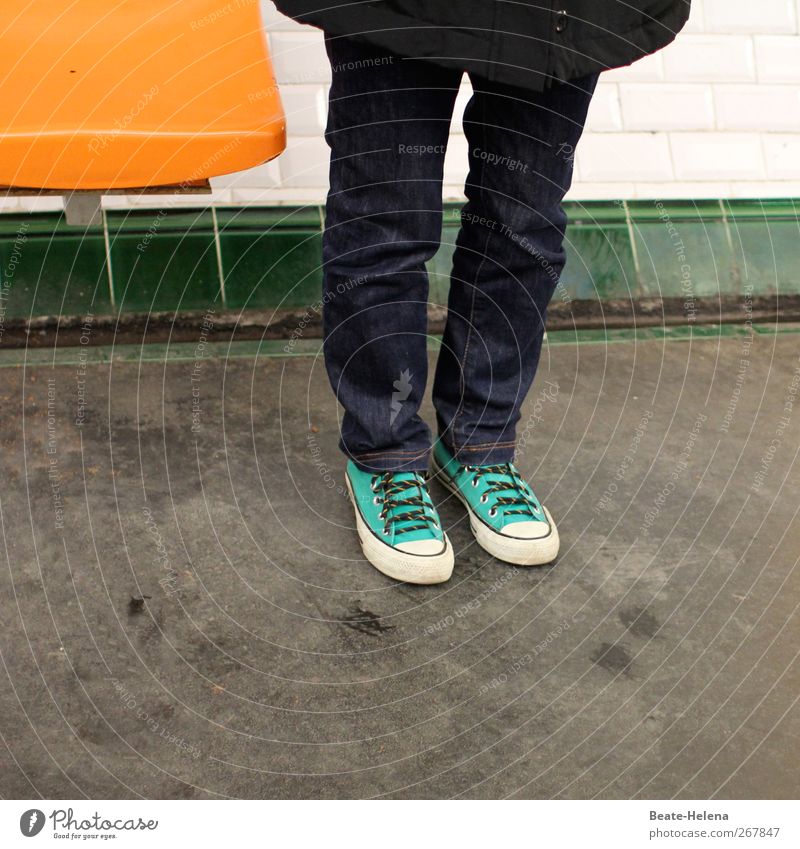 waiting - for the sun Androgynous Legs Feet 1 Human being Paris Métro Train station Wall (barrier) Wall (building) Facade Transport Traffic infrastructure