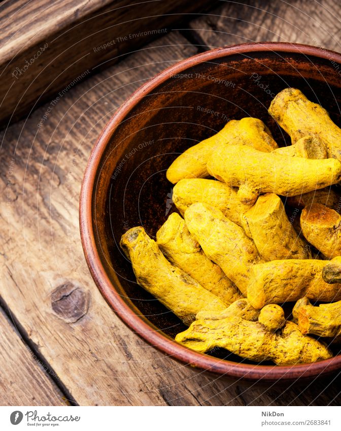 spice root Curcuma curcuma raw turmeric yellow medicine herbal ingredient dry flavor closeup indian healthy aroma oriental golden seasoning aromatic tumeric