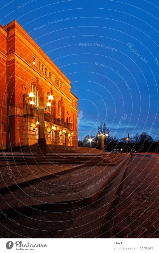 Kiel Opera House at night Lifestyle Luxury Elegant Style Joy Calm Vacation & Travel Tourism Sightseeing City trip Art Architecture Theatre Music Concert Stage