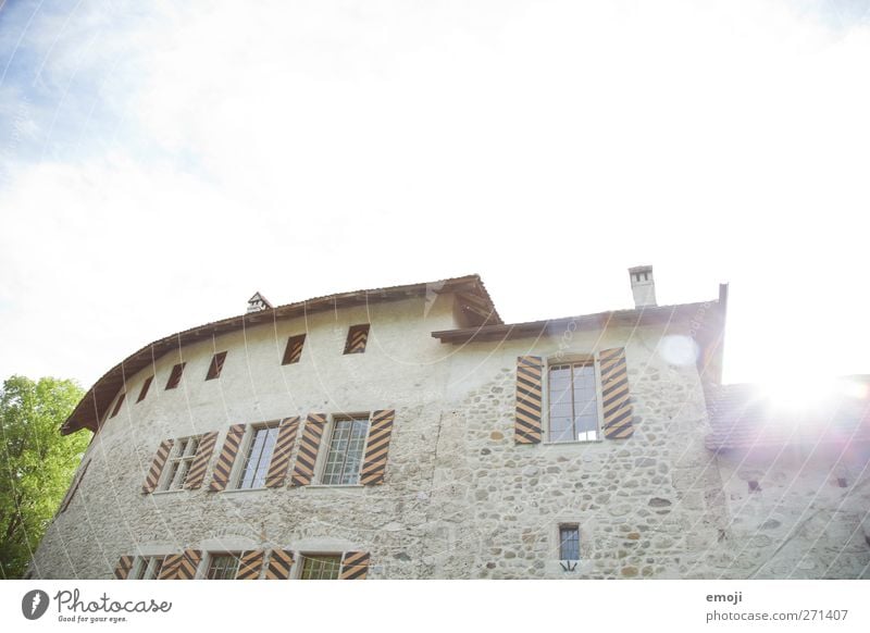 castle Sky Beautiful weather Castle Manmade structures Building Wall (barrier) Wall (building) Facade Window Tourist Attraction Landmark Monument Old