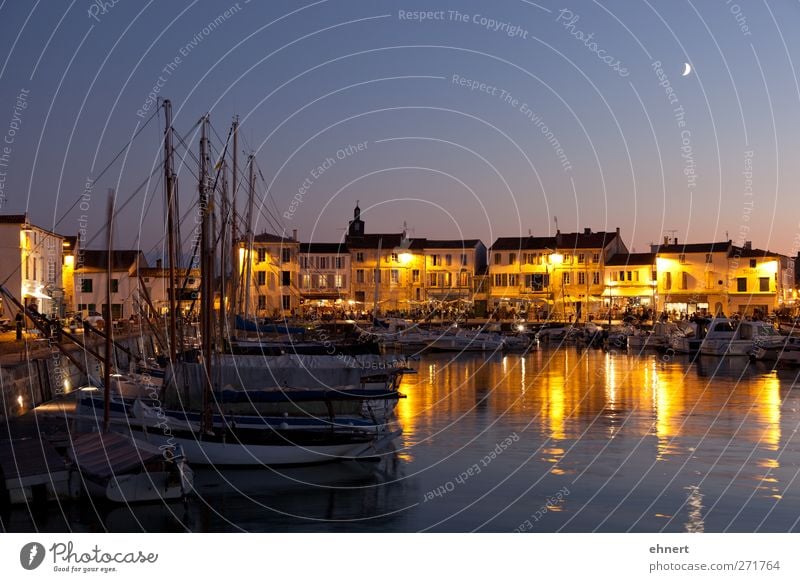 Port of La Flotte, Ile de Ré Ocean Restaurant Water Moon Village House (Residential Structure) Harbour Tourist Attraction Fishing boat Motorboat Sailboat Moody