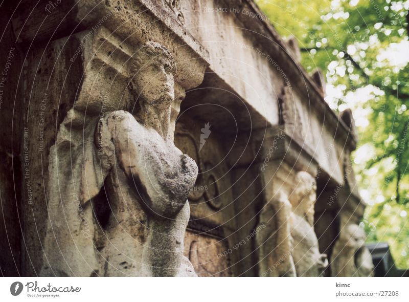 Grave in the old cemetery Offenbach Cemetery Tomb Statue Architecture Stone Death Offenbach am Main old&#101 r cemetery