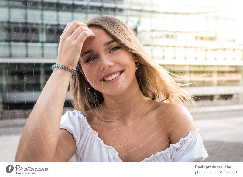 Close up portrait of a beautiful young woman Woman Blonde Smiling Happy Face Girl Loneliness Portrait photograph White Beautiful Youth (Young adults)