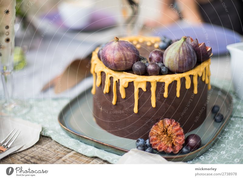 Delicious chocolate cake Chocolate Chocolate cake Cake bake a cake Figs Birthday Birthday celebration cute sweets Baking Baking at home Summer's day nibble