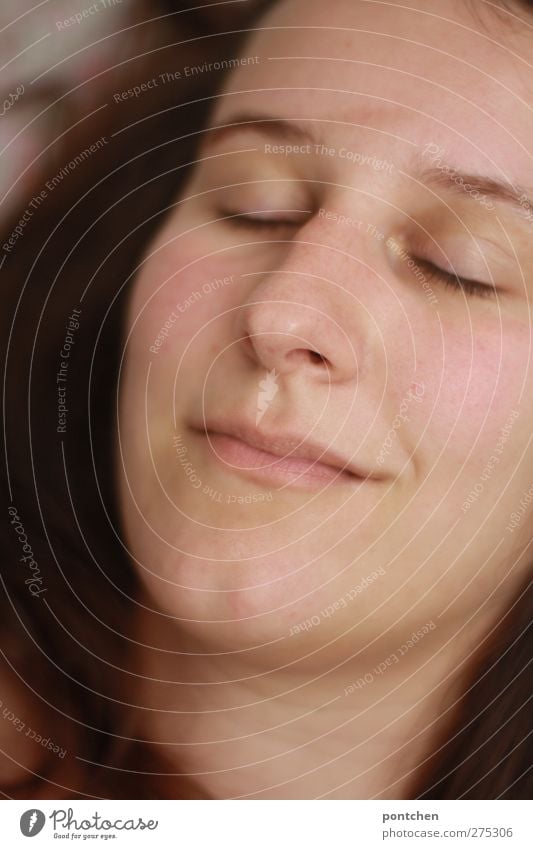 Sleeping woman with brown hair. Relaxation Young woman Youth (Young adults) Woman Adults Head Hair and hairstyles Face 1 Human being 18 - 30 years Lie brunette