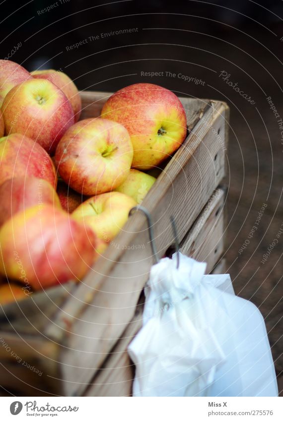 apple box Food Fruit Apple Nutrition Organic produce Vegetarian diet Fresh Healthy Delicious Sweet Farmer's market Fruit seller Box of fruit Wooden box