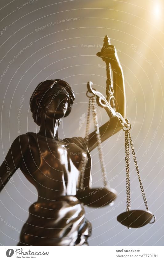 legal department Business Woman Adults Fairness Statue Symbols and metaphors Bronze Blind Balance Legislative Lady Justice Sculpture Laws and Regulations law