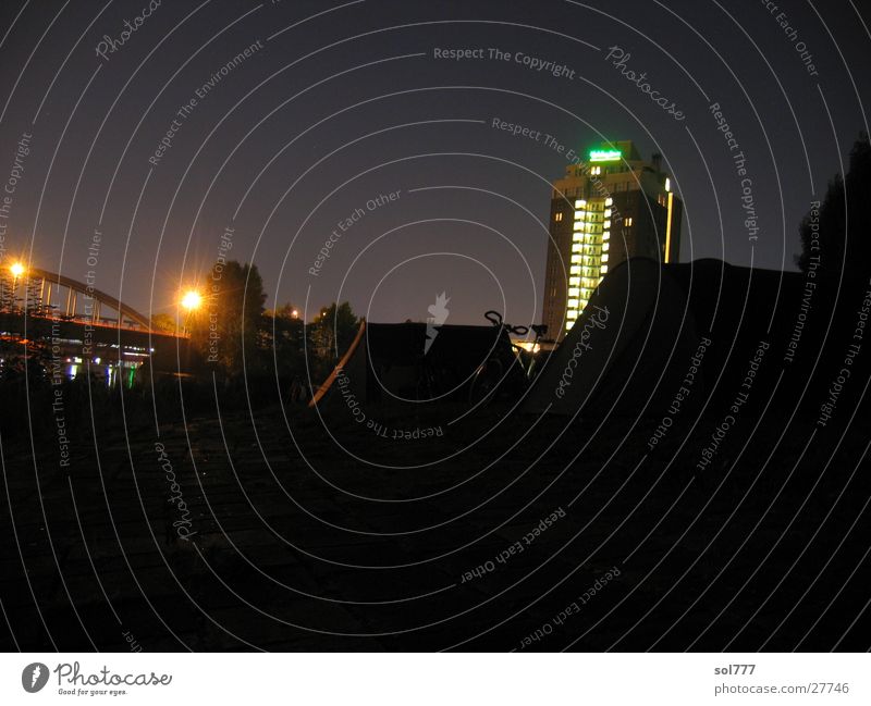 Contrasts: Camping in front of the Holiday Inn Hotel Holiday Inn Prague Driving Night Rich Five star Transport Arm