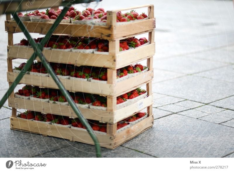 remnants Food Fruit Nutrition Organic produce Fresh Delicious Juicy Sweet Farmer's market Strawberry Vegetable market Box of fruit Wooden box Stalls and stands