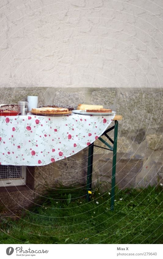 garden party Food Dough Baked goods Cake Dessert Nutrition To have a coffee Buffet Brunch Table Feasts & Celebrations Birthday Delicious Sweet Gateau