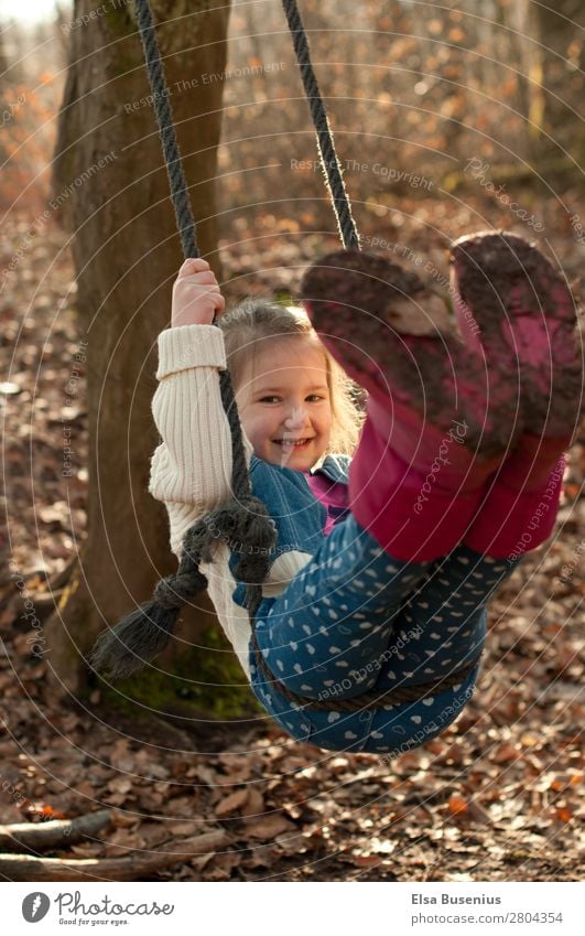 Child Schaukelt Playing Human being Feminine Girl Infancy Life 1 3 - 8 years Nature Movement To swing Dirty Happiness Happy Joy Leisure and hobbies Colour photo