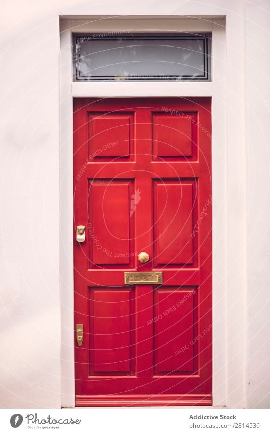 Red door in London Door Entrance House (Residential Structure) Home British England front doorway Old Architecture Facade Exterior Great Britain Street Painted