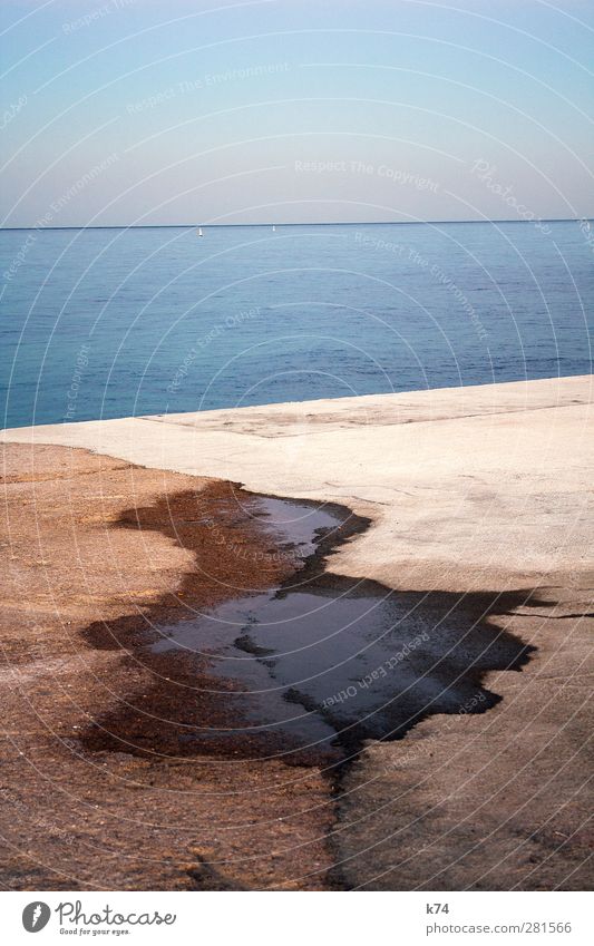 241475 Environment Nature Water Sky Cloudless sky Horizon Summer Coast Stone Far-off places Wet Blue Puddle Silhouette Colour photo Subdued colour Exterior shot